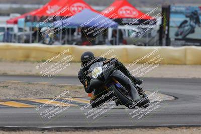 media/Jan-15-2023-SoCal Trackdays (Sun) [[c1237a034a]]/Turn 2 Set 1 (1145am)/